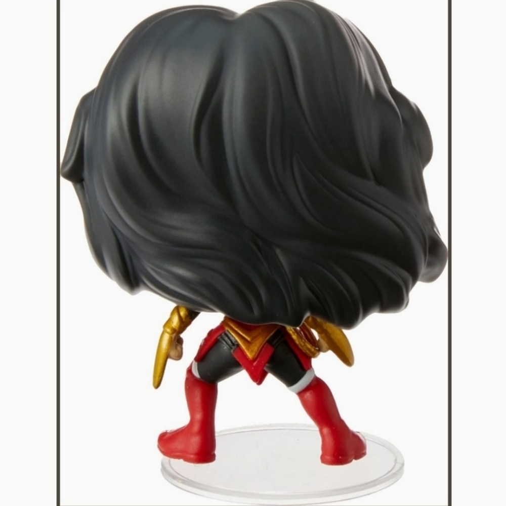 NEW Wonder Woman #406 A Twist of Fate Funko Pop - Picture 3 of 5
